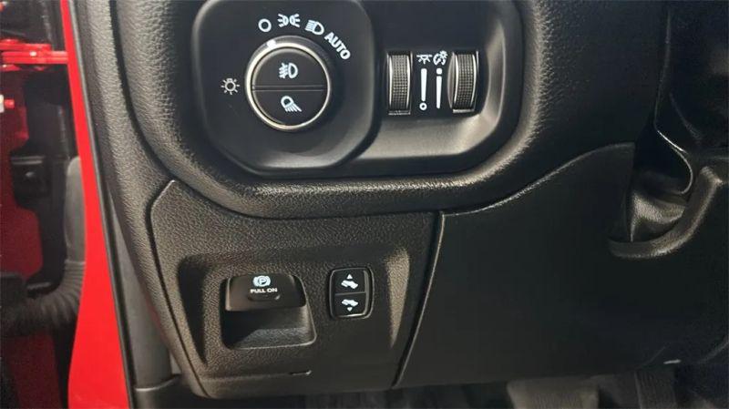 2025 Ram 1500 Rebel Crew Cab 4x4 57 Box