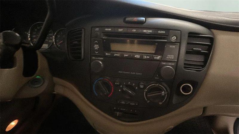 2006 Mazda MPV LX