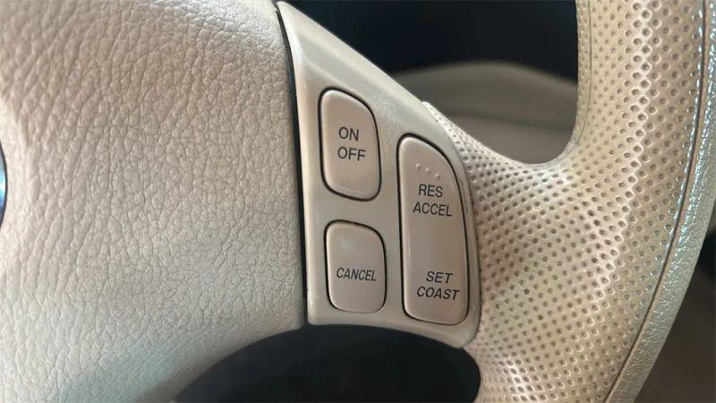 2006 Mazda MPV LX
