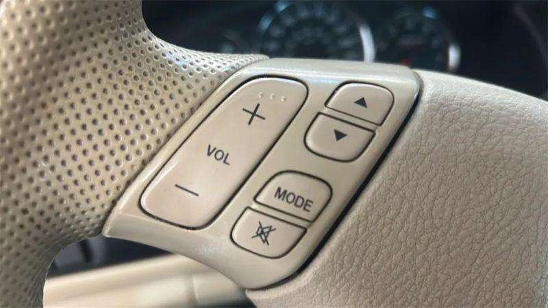 2006 Mazda MPV LX