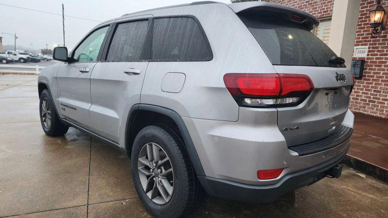 2016 Jeep Grand Cherokee 75th Anniversary