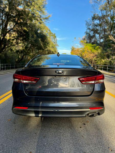 2018 Kia Optima S