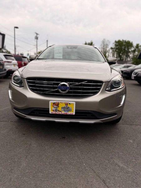 2016 Volvo XC60 T5 Drive-E Platinum