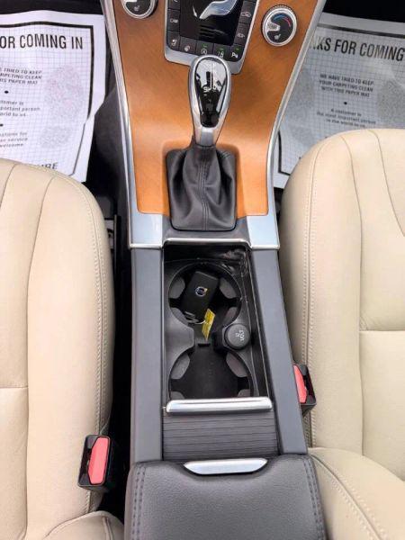2016 Volvo XC60 T5 Drive-E Platinum