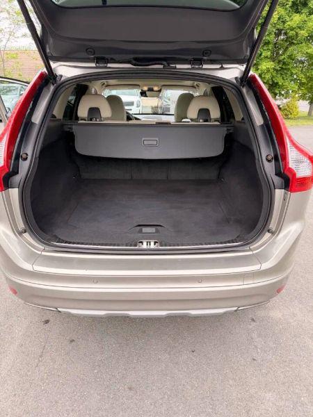 2016 Volvo XC60 T5 Drive-E Platinum