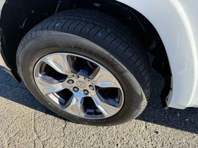 2020 Ram 1500 Laramie Crew Cab 4x4 5'7" Box
