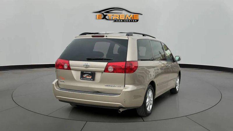 2006 Toyota Sienna XLE Limited