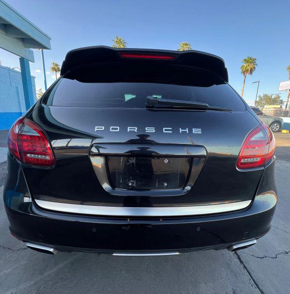 2011 Porsche Cayenne S