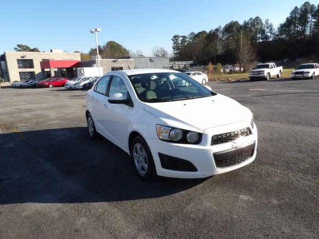 2013 Chevrolet Sonic LS Auto