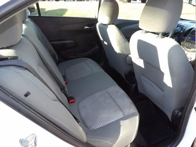 2013 Chevrolet Sonic LS Auto