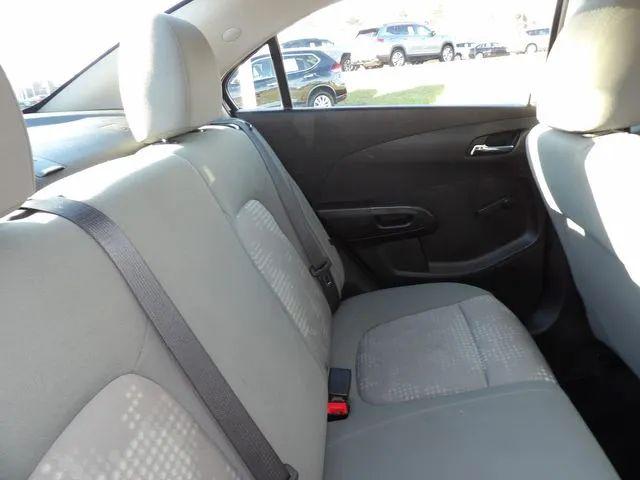 2013 Chevrolet Sonic LS Auto