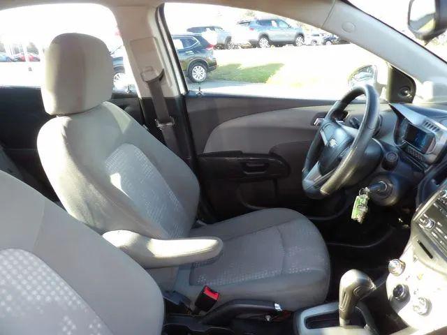 2013 Chevrolet Sonic LS Auto