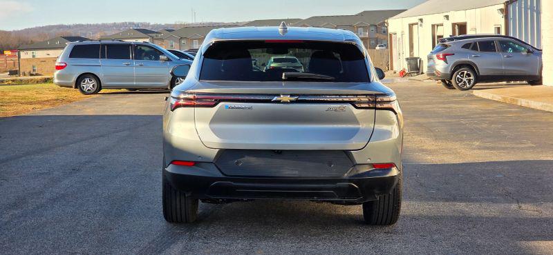 2025 Chevrolet Equinox LT 1