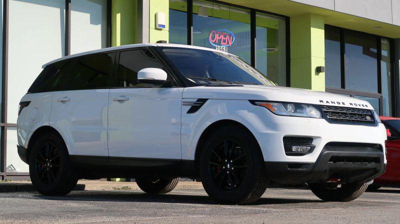 2017 Land Rover Range Rover Sport 3.0L V6 Supercharged SE