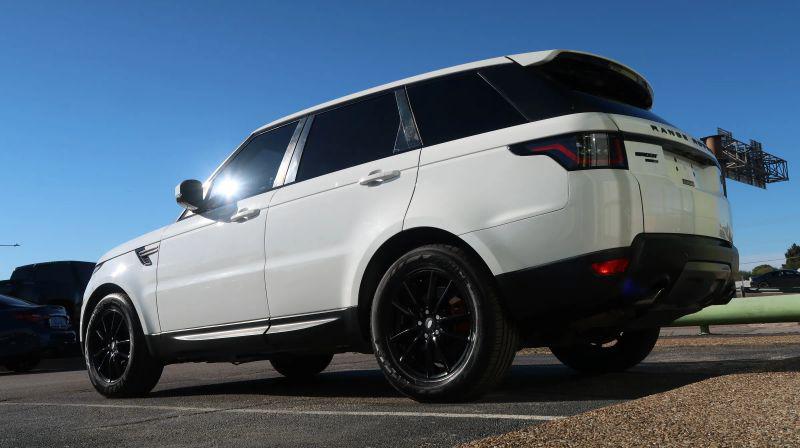 2017 Land Rover Range Rover Sport 3.0L V6 Supercharged SE