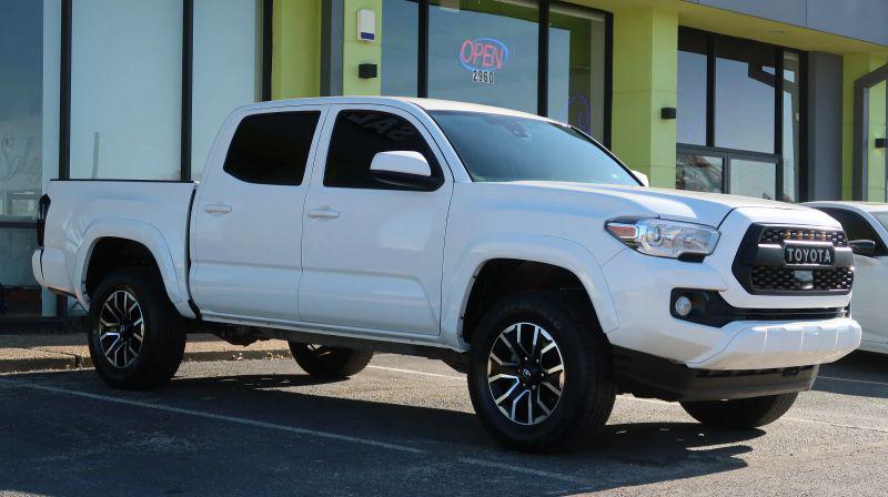 2023 Toyota Tacoma SR V6