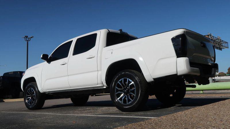 2023 Toyota Tacoma SR V6