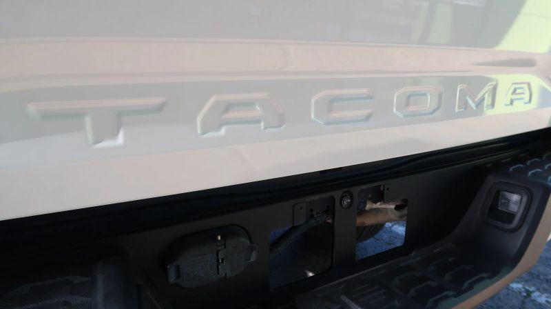 2023 Toyota Tacoma SR V6