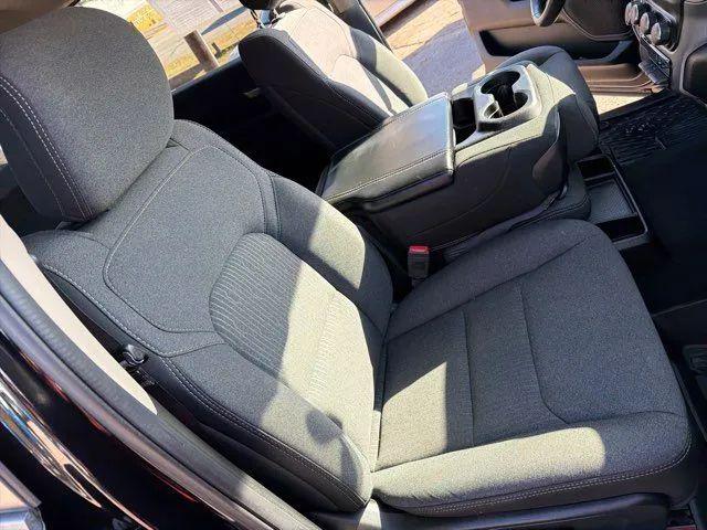 2019 Ram 1500 Tradesman Crew Cab 4x4 5'7" Box