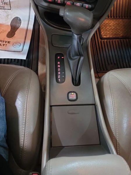 2000 Pontiac Bonneville SLE