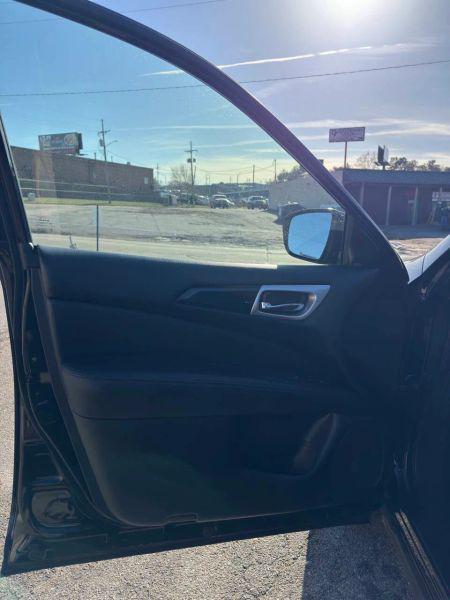 2020 Nissan Pathfinder SV 4WD