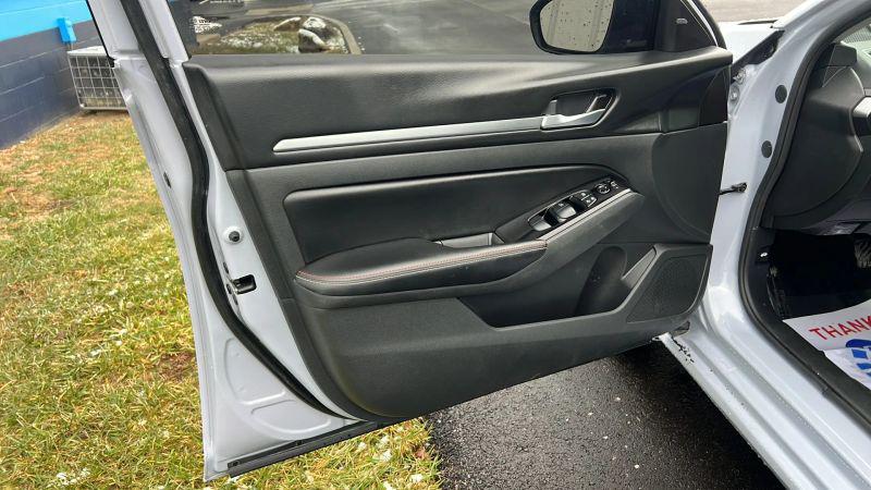 2024 Nissan Altima SR Intelligent AWD