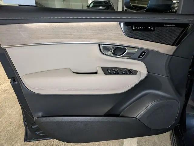 2026 Volvo XC90 Plug-In Hybrid Plus, T8 AWD, Electric/Gasoline, Bright, 7 Seats