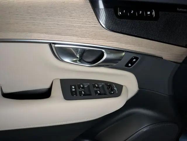 2026 Volvo XC90 Plug-In Hybrid Plus, T8 AWD, Electric/Gasoline, Bright, 7 Seats