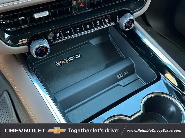 2026 Chevrolet Suburban High Country, 4WD