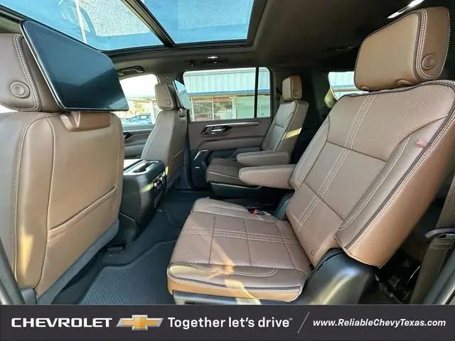2026 Chevrolet Suburban High Country, 4WD