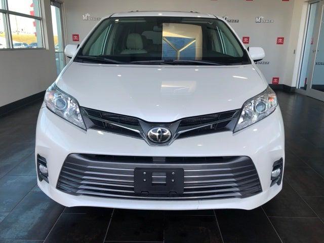 2019 Toyota Sienna XLE 7 Passenger