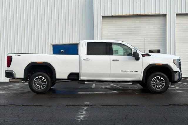 2026 GMC Sierra 3500HD Crew Cab, Long Bed, SLT Dual Rear Wheel, 4WD