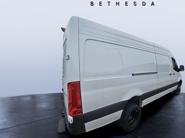 2026 Mercedes-Benz Sprinter 3500XD Cargo 170 WB