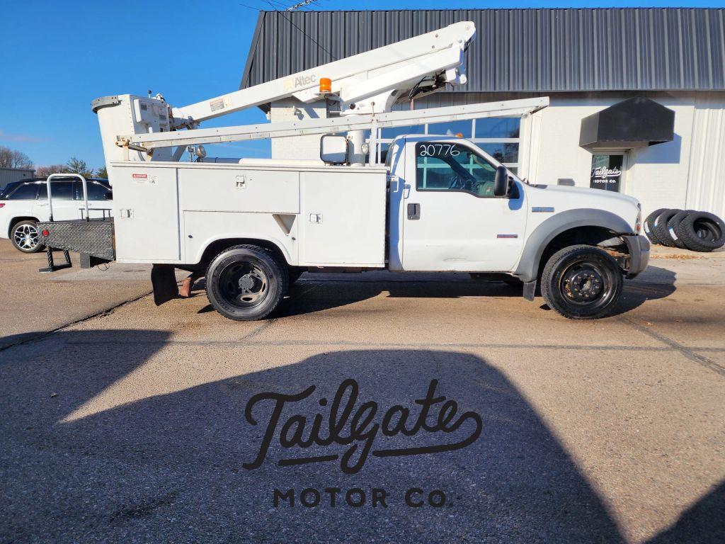 2005 Ford F-450's photo