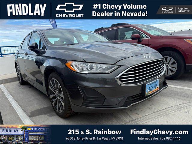 2019 Ford Fusion SE's photo