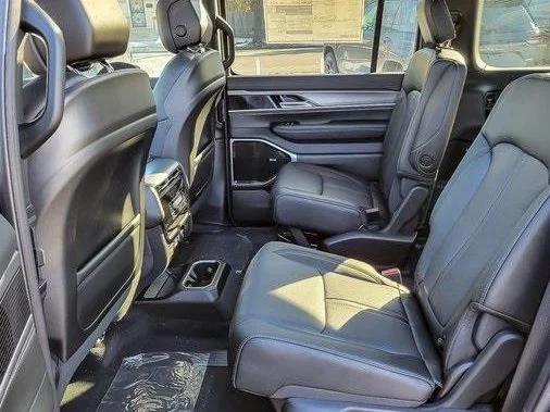 2026 Jeep Grand Wagoneer Limited Altitude 4x4