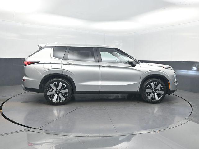 2026 Mitsubishi Outlander SE 1.5T S-AWC