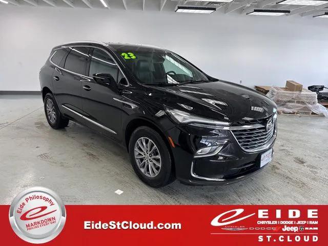 2023 Buick Enclave Essence AWD