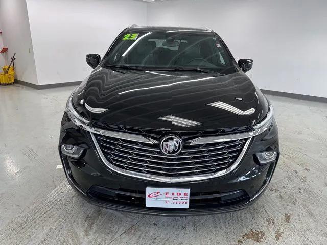 2023 Buick Enclave Essence AWD