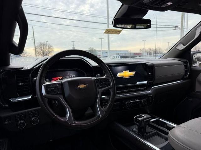 2023 Chevrolet Silverado 1500 4WD Crew Cab Short Bed LTZ