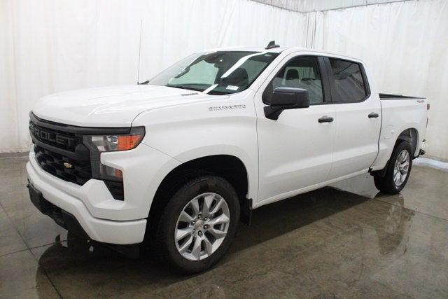 2024 Chevrolet Silverado 1500 4WD Crew Cab Short Bed Custom