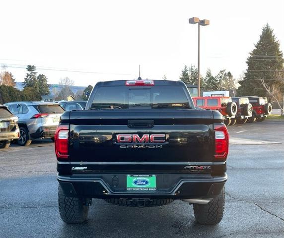 2024 GMC Canyon 4WD AT4X