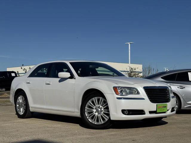 2014 Chrysler 300 Base