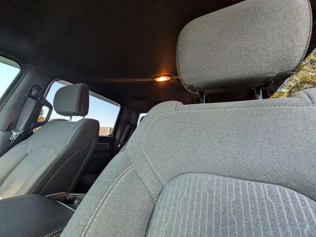 2021 Ram 1500 Big Horn Crew Cab 4x4 5'7" Box