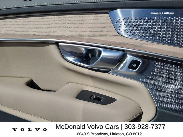 2026 Volvo XC90 Ultra, B6 AWD Gas (mild hybrid), Gasoline, Bright, 6 Seats