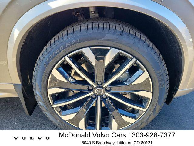 2026 Volvo XC90 Ultra, B6 AWD Gas (mild hybrid), Gasoline, Bright, 6 Seats