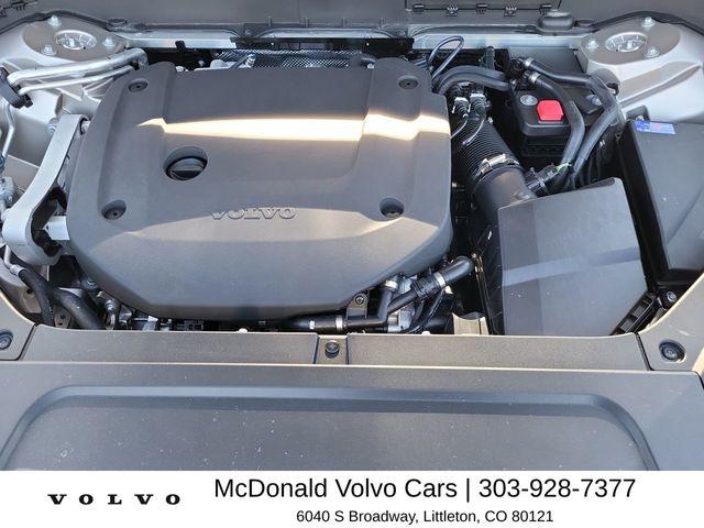 2026 Volvo XC90 Ultra, B6 AWD Gas (mild hybrid), Gasoline, Bright, 6 Seats