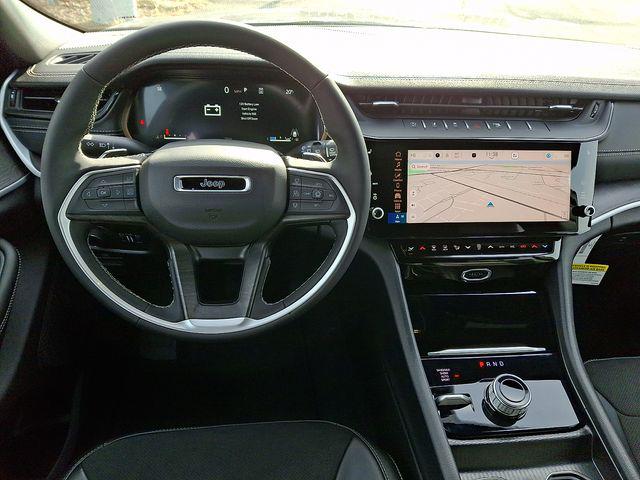 2026 Jeep Grand Cherokee Altitude 4x4