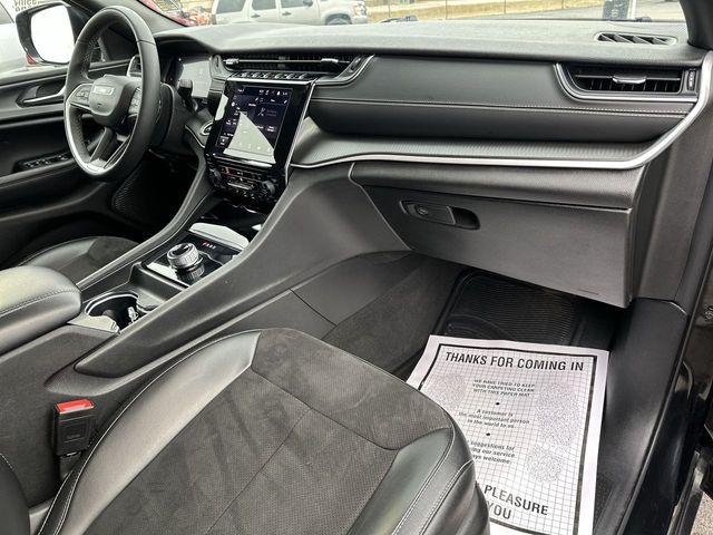 2023 Jeep Grand Cherokee L Altitude 4x4