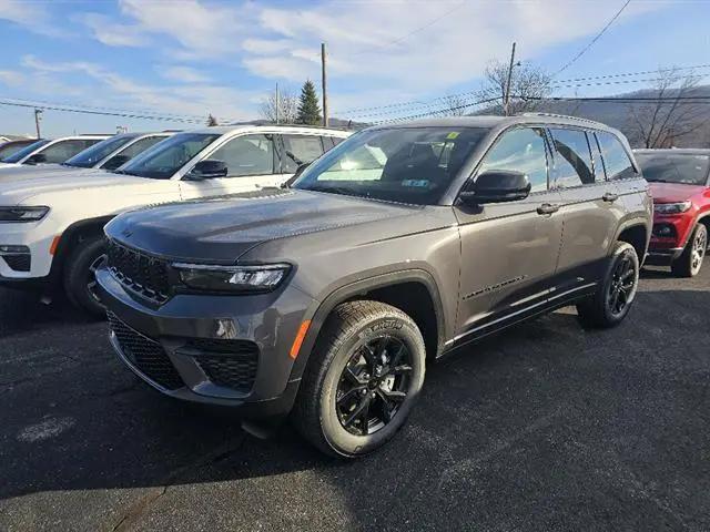 2025 Jeep Grand Cherokee Altitude X 4x4 for sale in Williamsport, PA